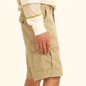 Levi's: Men's 34/9.5" inseam, Carrier Cargo Shorts, True Chino, EUC, Like new